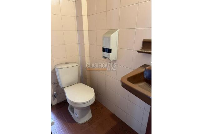 Locales y Bodegas, Alquiler, Tequendama - $2.800.000