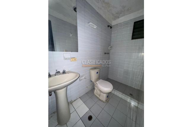 Oficinas y Consultorios, Alquiler, Tequendama - $2.800.000