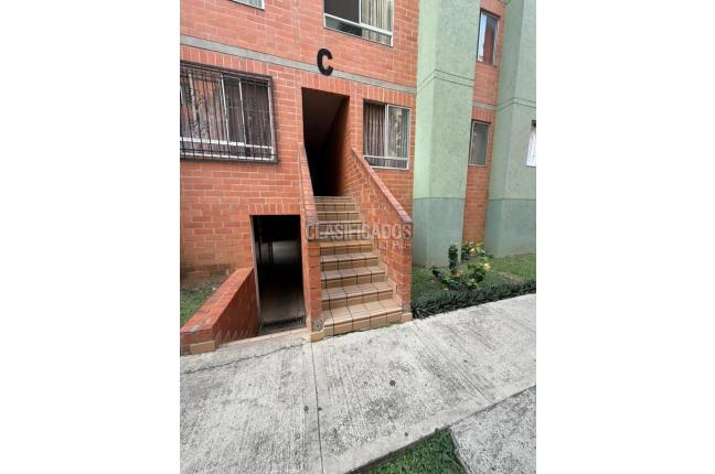 Apartamentos, Venta en Primero de Mayo
