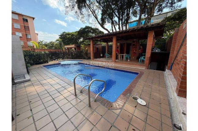 Apartamentos, Venta, Primero de Mayo - $220.000.000