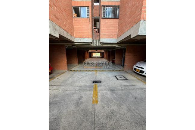 Apartamentos, Venta, Primero de Mayo - $220.000.000