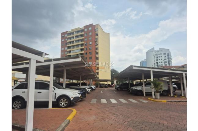 Apartamentos, Venta en Ciudad Jardín