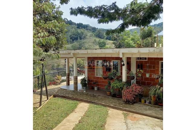 Fincas y Casas Campestres, Venta, Vijes - $700.000.000