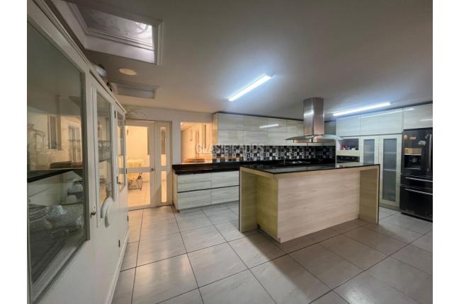 Casas, Venta en Prados del Limonar