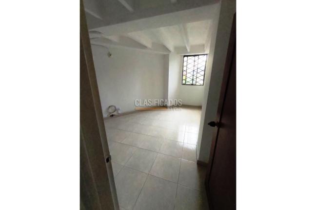 Apartamentos, Venta en El Refugio
