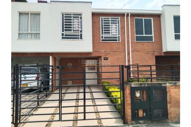Casas, Alquiler en Ciudad Pacifica