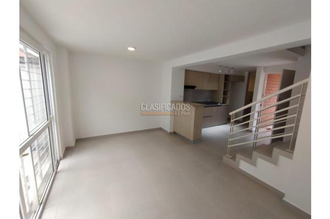 Casas, Alquiler, Ciudad Pacifica - $1.950.000