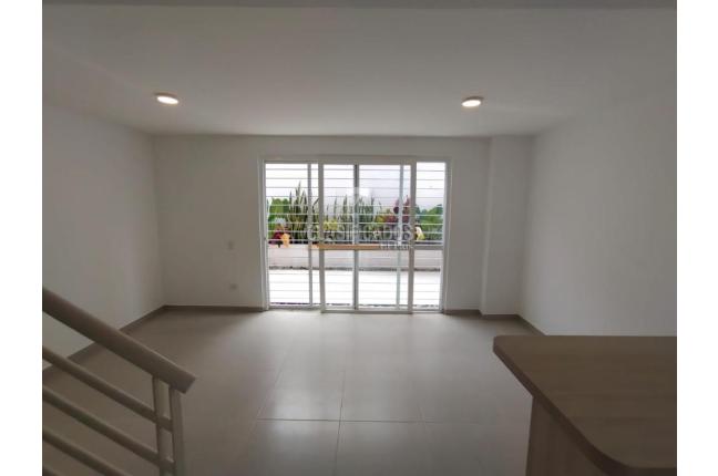 Casas, Alquiler, Ciudad Pacifica - $1.950.000