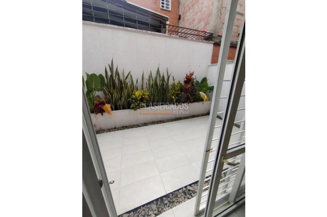 Casas, Alquiler, Ciudad Pacifica - $1.950.000