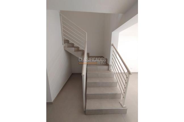 Casas, Alquiler, Ciudad Pacifica - $1.950.000