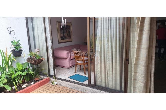 Casas, Venta, La Merced - $615.000.000