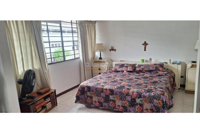 Casas, Venta, La Merced - $615.000.000