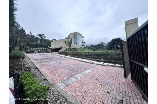 Casas, Alquiler en La Calera