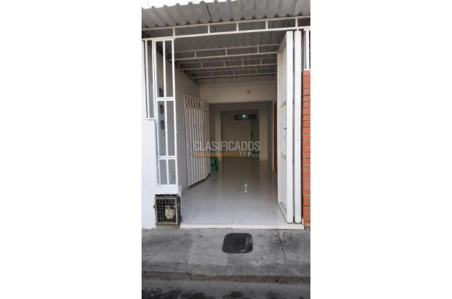Locales y Bodegas, Alquiler, Giron - $1.280.000