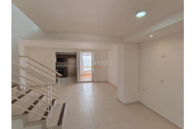 Casas, Alquiler, Ciudad Pacifica - $2.300.000
