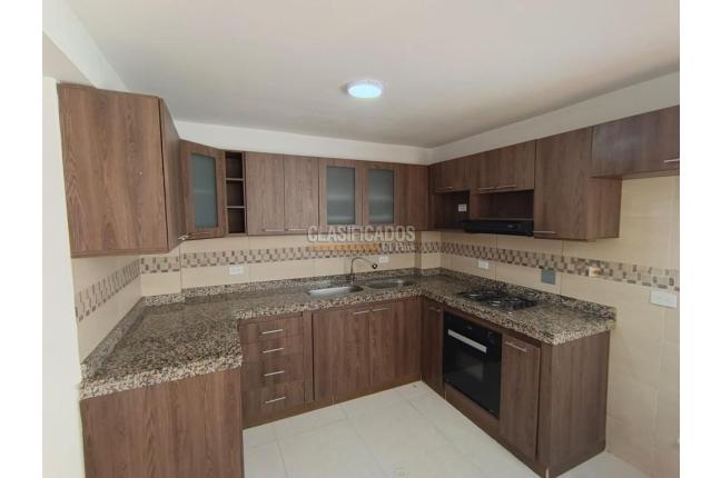 Casas, Alquiler, Ciudad Pacifica - $2.300.000
