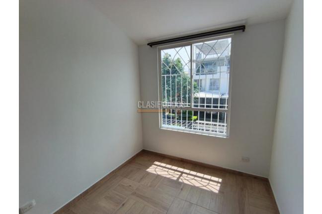 Casas, Alquiler, Ciudad Pacifica - $2.300.000
