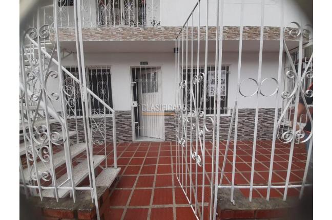 Casas, Alquiler en Caldas