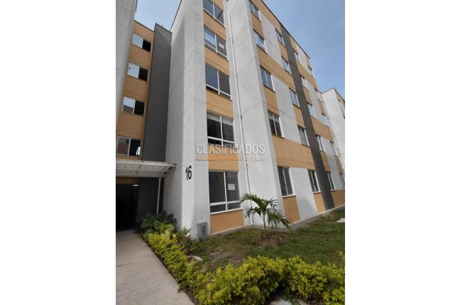 Apartamentos, Alquiler, Candelaria - $900.000