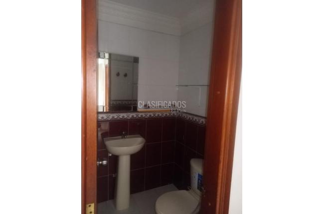 Casas, Venta, Primero de Mayo - $430.000.000