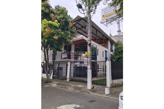 Casas, Venta en Ciudad 2.000