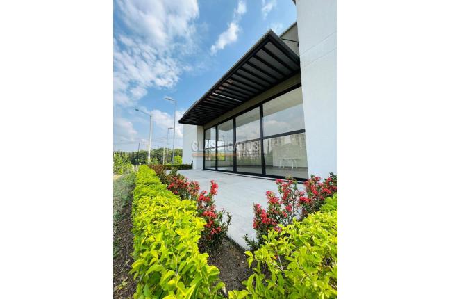 Apartamentos, Alquiler, Ciudad Pacifica - $2.500.000