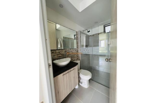 Apartamentos, Alquiler, Ciudad Pacifica - $2.500.000