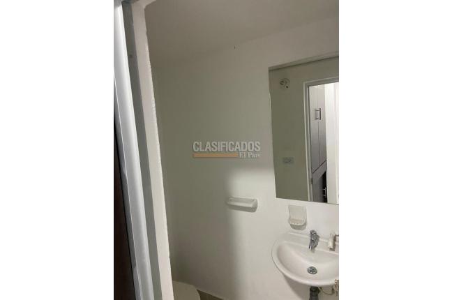 Oficinas y Consultorios, Alquiler en Centenario