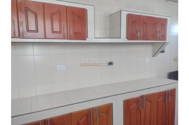 Apartamentos, Alquiler, Versalles - $1.500.000