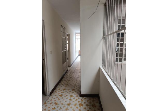 Casas, Alquiler, 7 de Agosto - $900.000