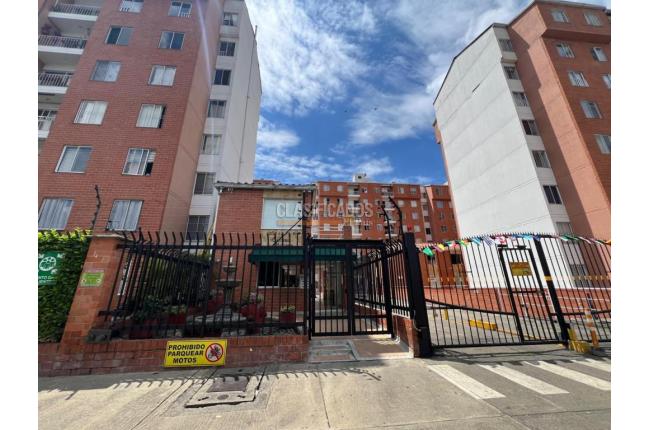 Apartamentos, Alquiler en Alférez Real