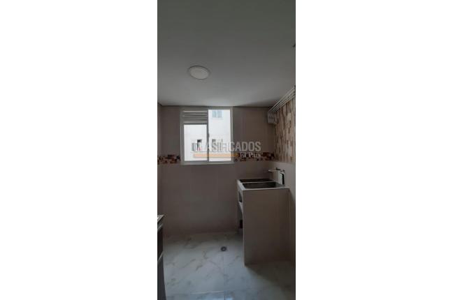 Apartamentos, Alquiler, Ciudad Pacifica - $1.200.000