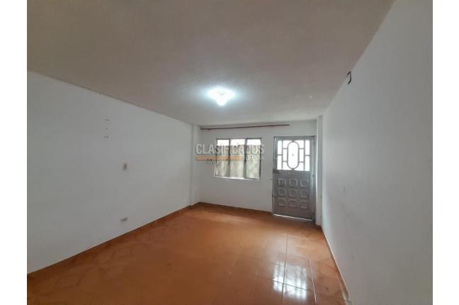 Casas, Alquiler, Bogotá - $1.100.000