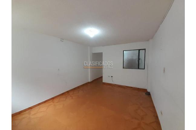 Casas, Alquiler, Bogotá - $1.100.000