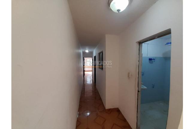 Casas, Alquiler, Bogotá - $1.100.000