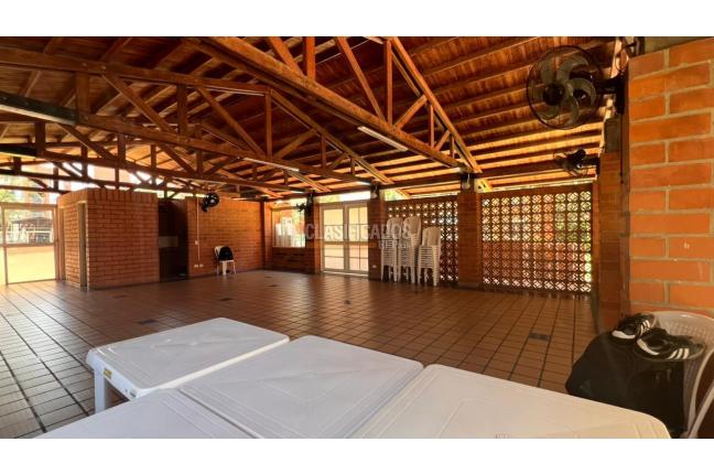Apartamentos, Venta, Portal de Castilla - $310.000.000