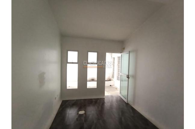 Oficinas y Consultorios, Alquiler, Tequendama - $8.000.000