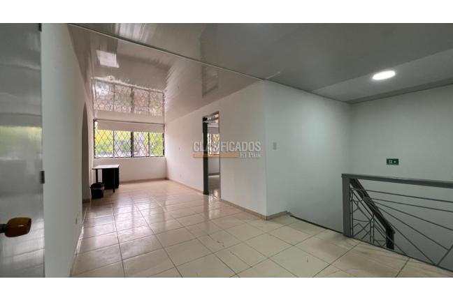 Oficinas y Consultorios, Venta, San Vicente - $1.300.000.000