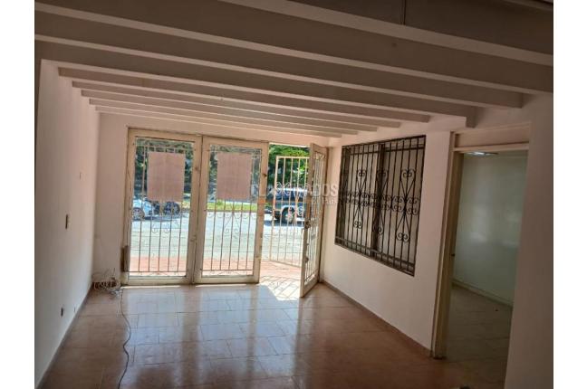 Locales y Bodegas, Alquiler en Camino Real