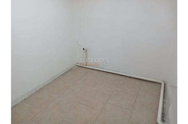 Locales y Bodegas, Alquiler, Camino Real - $2.500.000