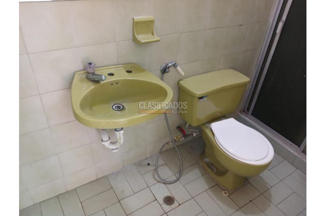 Locales y Bodegas, Alquiler, Camino Real - $2.500.000
