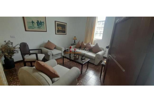 Casas, Alquiler, San Cayetano - $10.000.000