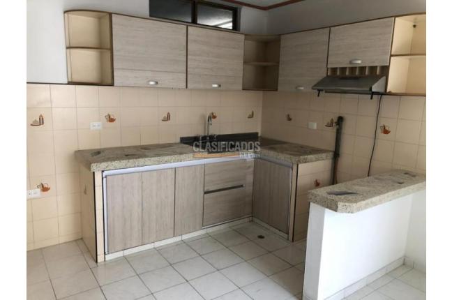 Casas, Venta en Las Granjas