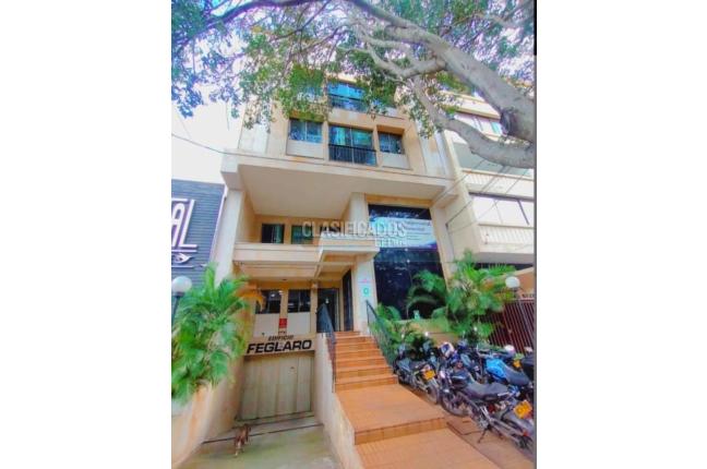 Oficinas y Consultorios, Alquiler en Santa Mónica Residencial