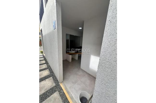 Apartamentos, Alquiler, Guabinas - $1.250.000