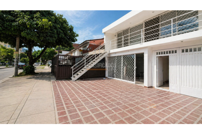 Apartaestudios, Alquiler en Pampalinda