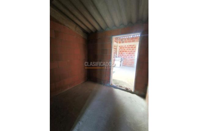Casas, Alquiler, Candelaria - $650.000