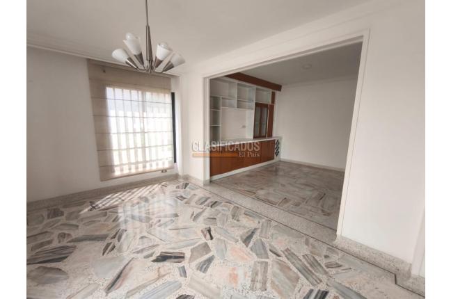 Casas, Alquiler, La Hacienda - $4.700.000