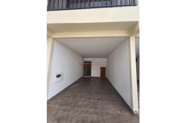 Casas, Alquiler, La Hacienda - $4.700.000
