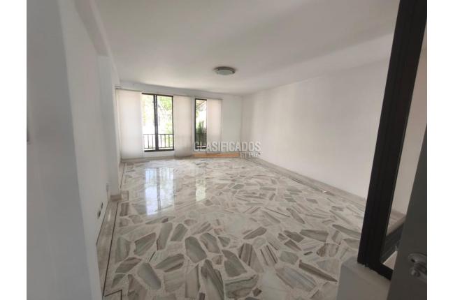 Casas, Alquiler, La Hacienda - $4.700.000